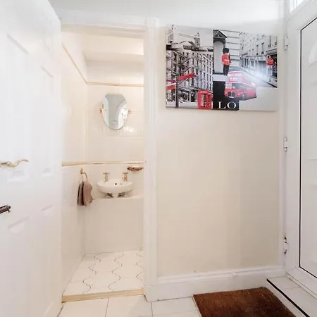 Juzz Holiday Lets London Exterior foto